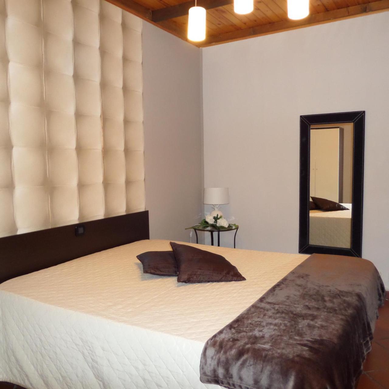 La Locanna Hotell Serramazzoni Exteriör bild